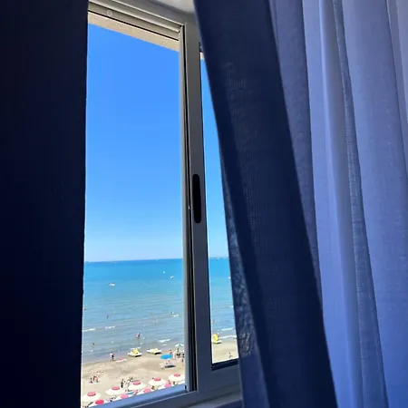 El Adriatik Beachfront *